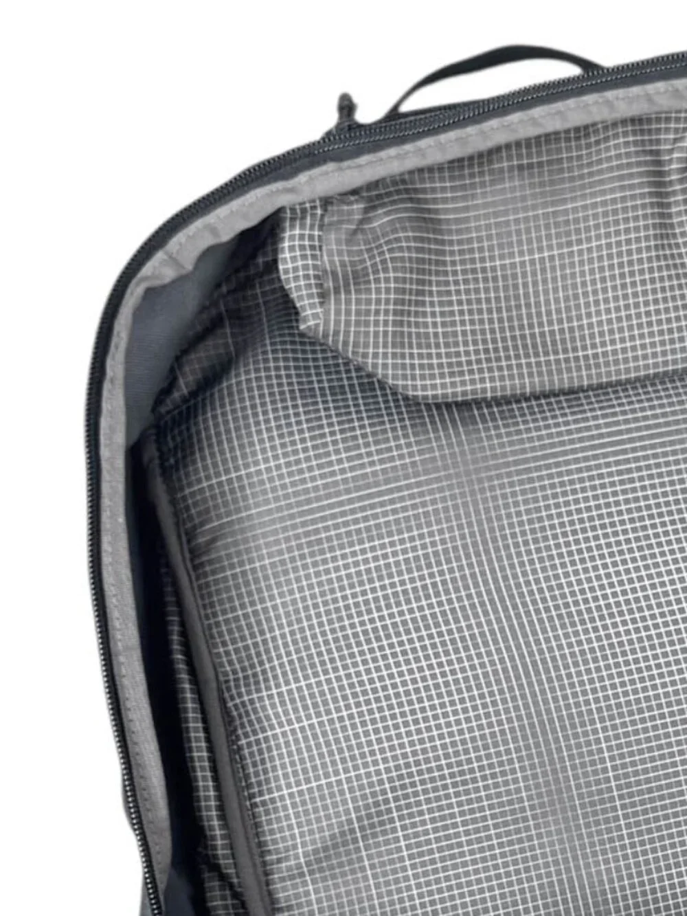 Timbuk2 Q Laptop Backpack in Gray and Black
